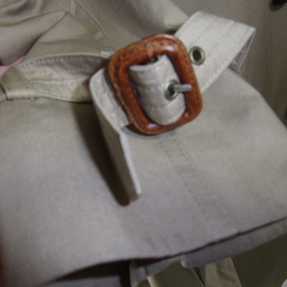Barston's Overcoat  Khaki Double Breasted with belt - Picture 4 of 8